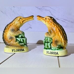 Florida Alligator Vintage Ceramic Salt & Pepper Shakers